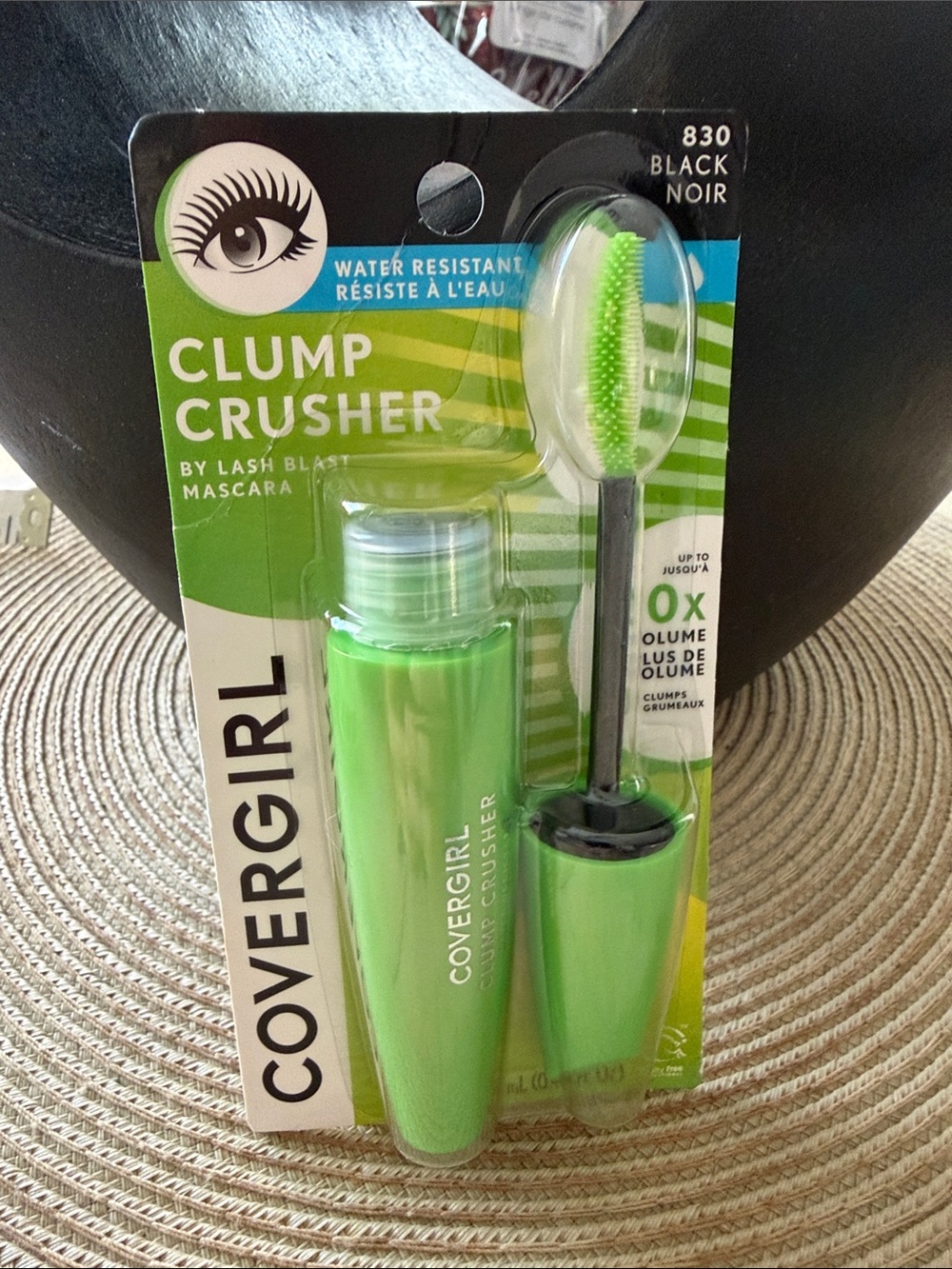 COVERGIRL Clump Crusher Lash Blast Mascara - Black 830 Water Resistant .44 Oz.